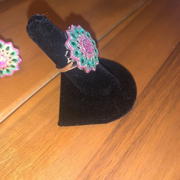 Lotus Ring! - Picture 10 of 11